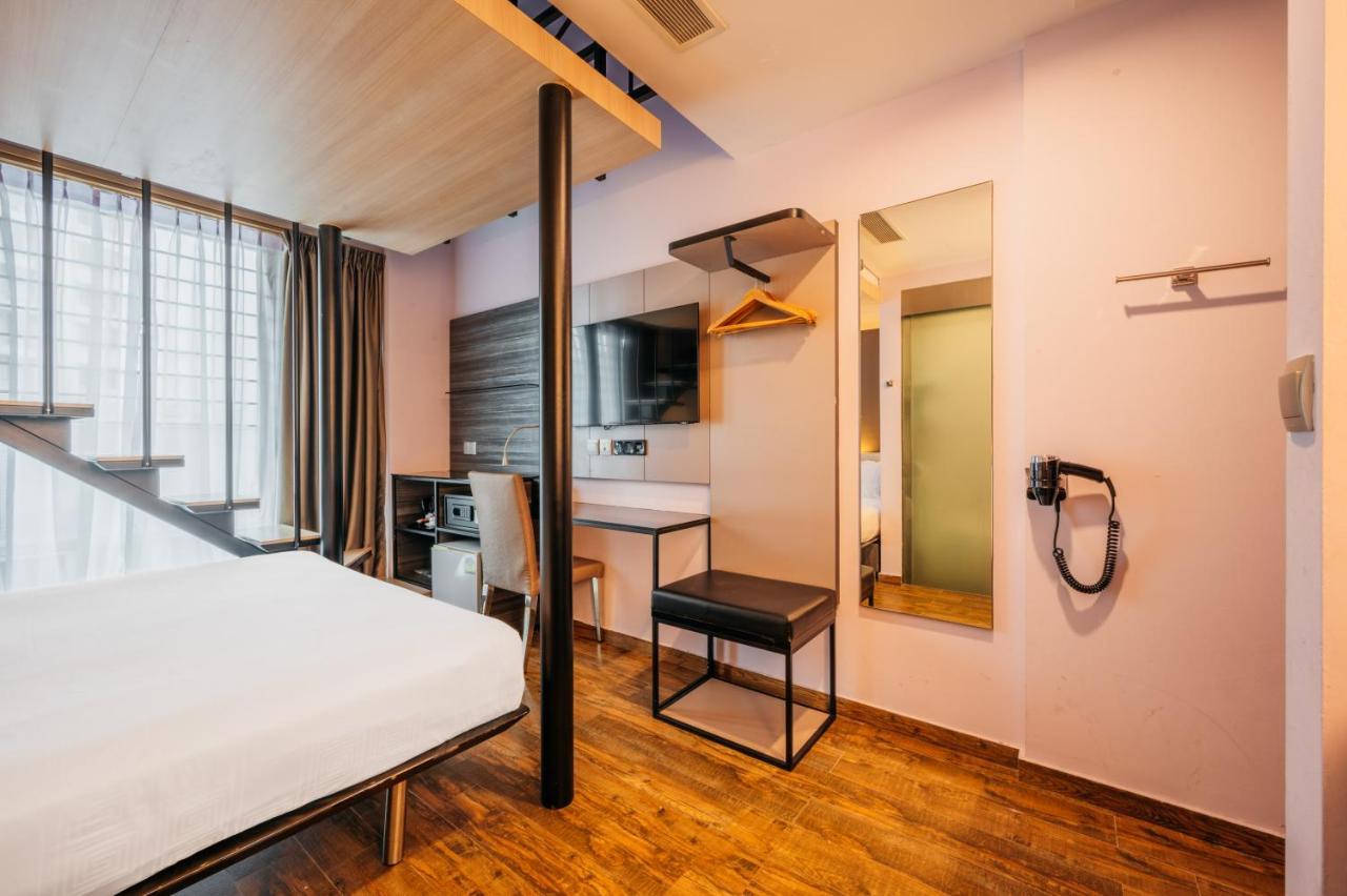 Khách sạn Mercure Tyrwhitt 4*